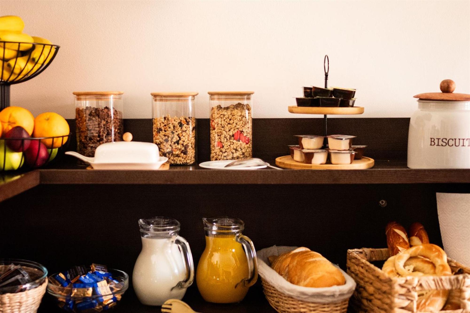 Atrium Bed & Breakfast Сремска Митровица Екстериор снимка