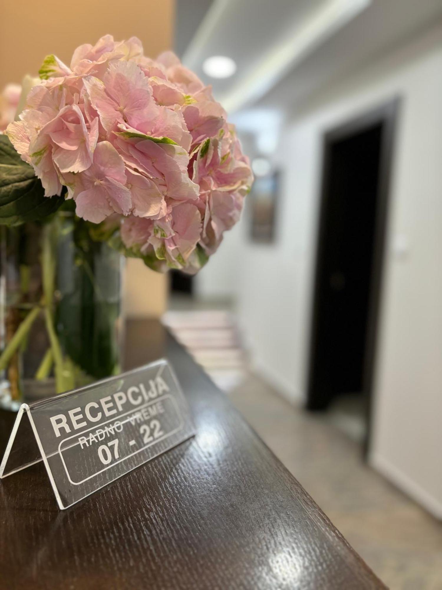 Atrium Bed & Breakfast Сремска Митровица Екстериор снимка