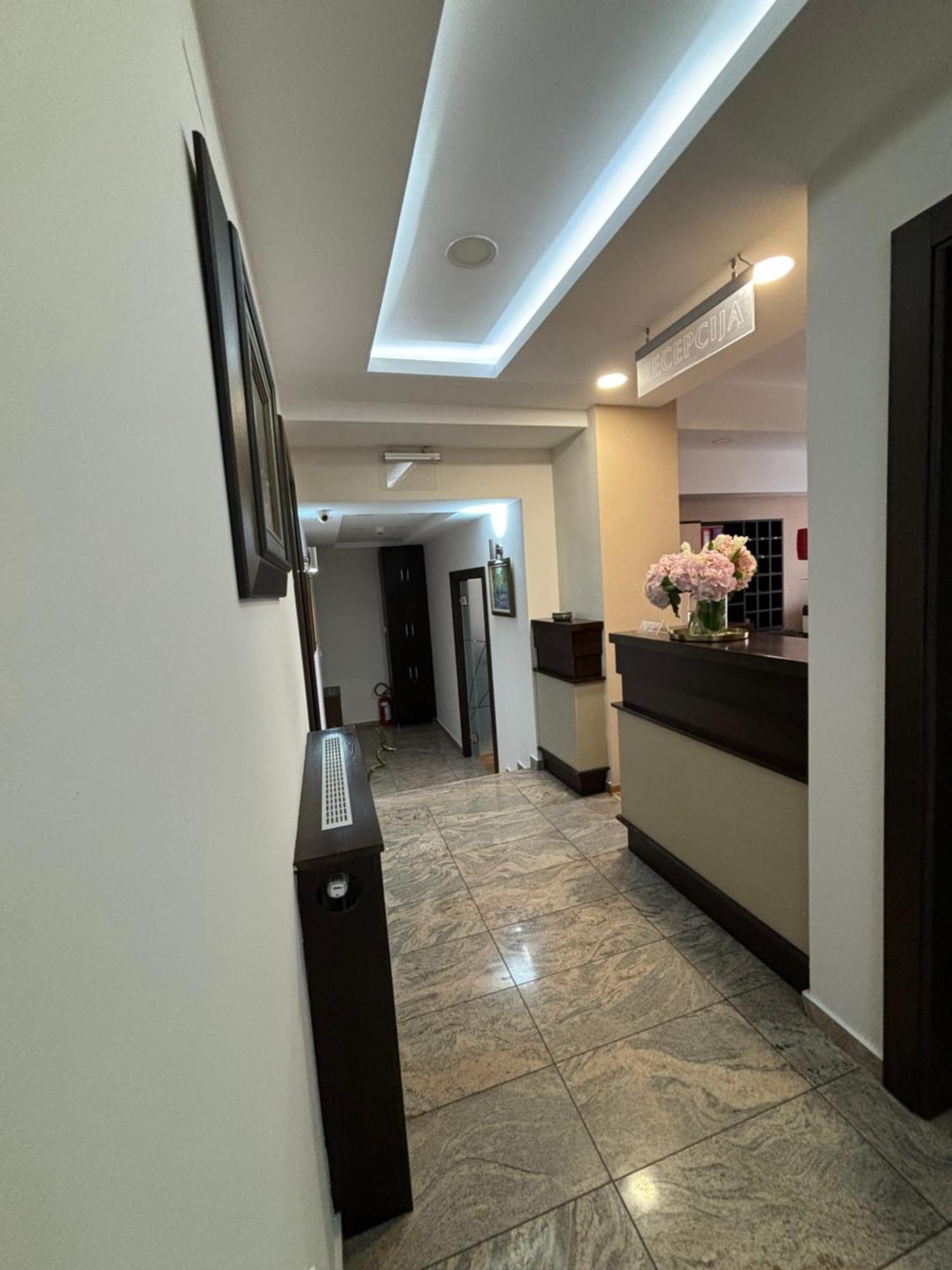 Atrium Bed & Breakfast Сремска Митровица Екстериор снимка